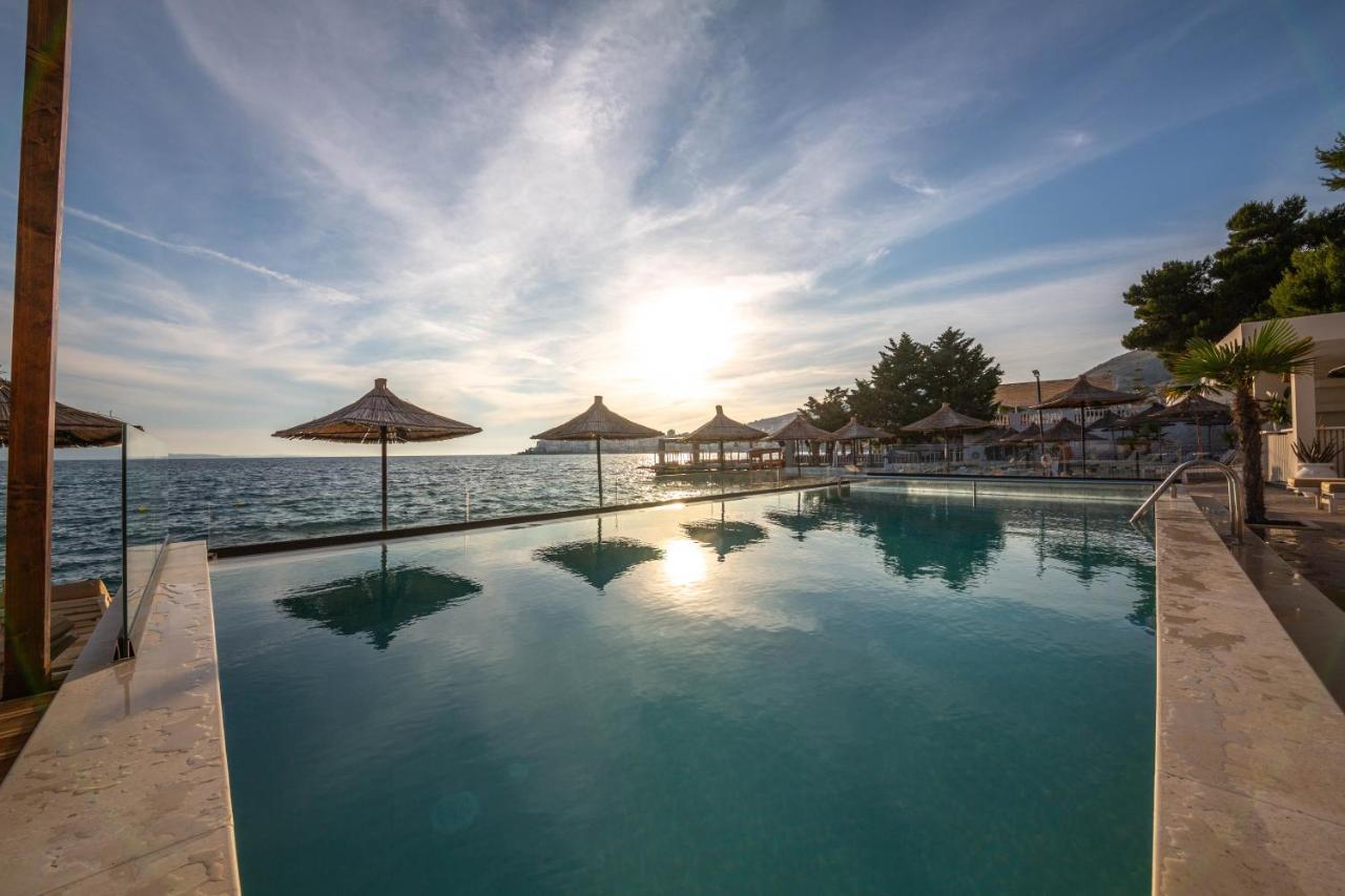 Hotel Jaroal Sarande Exterior photo