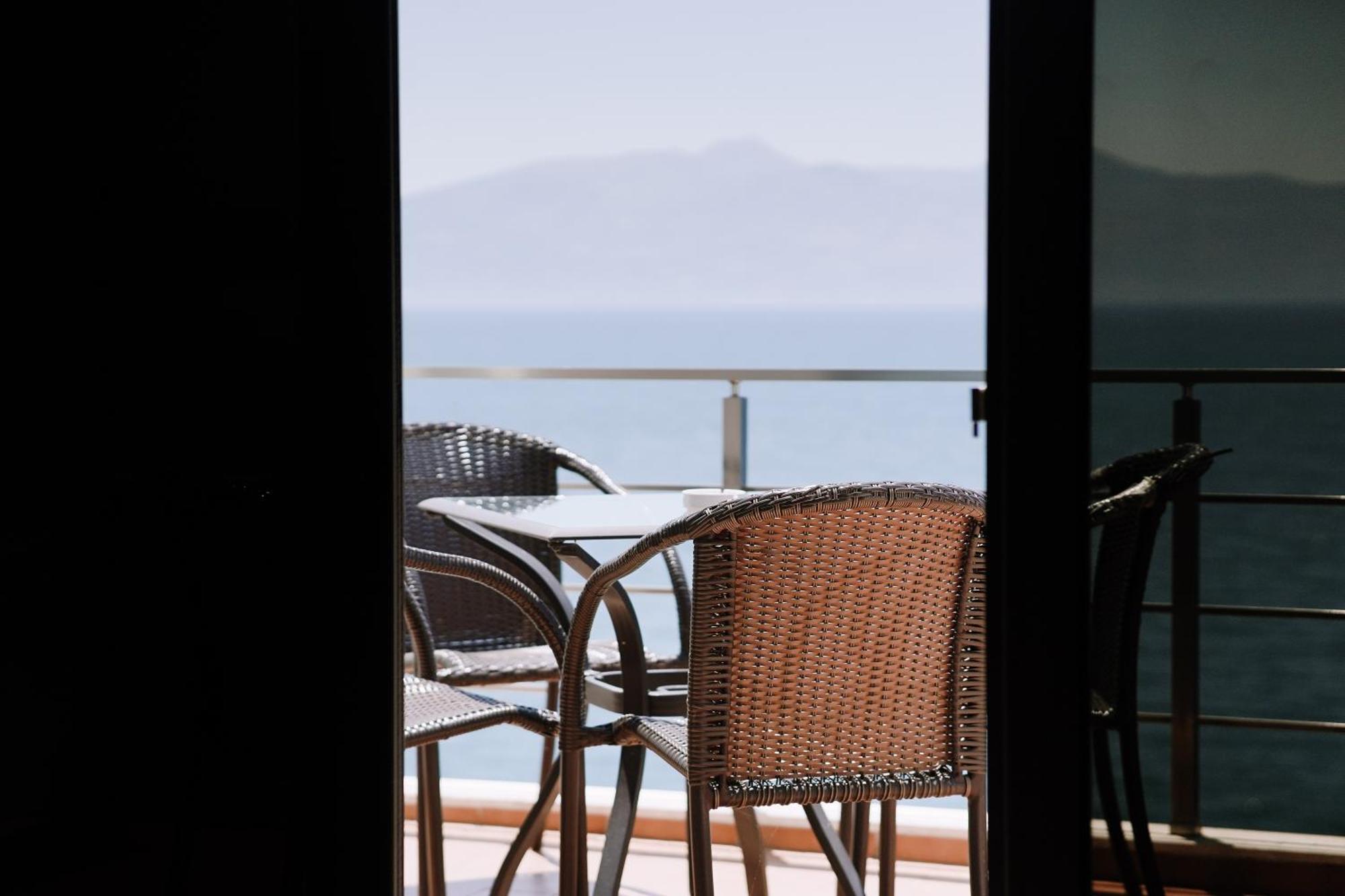 Hotel Jaroal Sarande Exterior photo